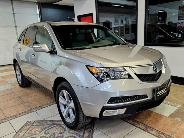 2012 Acura MDX Sunroof/Bluetooth/7 Seater in Cars & Trucks in City of Toronto - Image 4