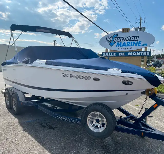 2010 COBALT 210 in Powerboats & Motorboats in Sherbrooke - Image 2