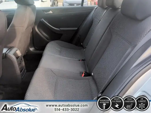 2014 Volkswagen JettaTrendline+ in Cars & Trucks in Laval / North Shore - Image 9