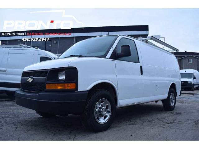  2014 Chevrolet Express 3500 ** 4.8L V8 ** FULL RACK ** Voir Int dans Autos et camions  à Laval/Rive Nord