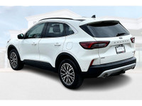 Clean Carfax Report | Ford Escape Titanium PHEV | 2.5L I-4 | Touchscreen | Navigation | Android Auto... (image 7)