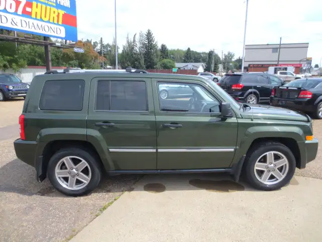 2008 Jeep Patriot Limited 4X4 w/ Htd Lthr/Sunroof/AUX ~ Only 13263406570549121121