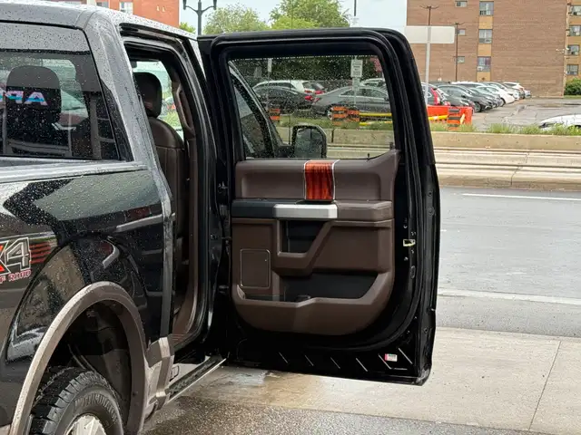 2016 Ford F-150 KING RANCH | PREMIUM LEATHER | PANO | LOADED in Cars & Trucks in City of Toronto - Image 30