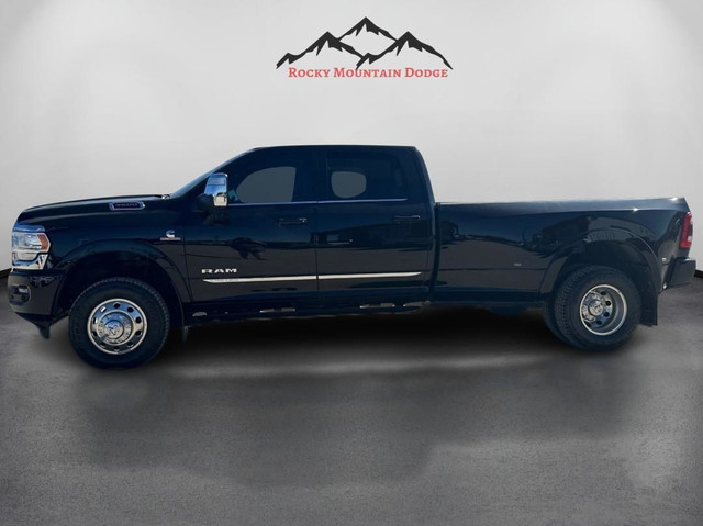 2023 RAM 3500 CREWCAB LIMITED DIESEL DUALLY WITH AISEN  AUTO in Cars & Trucks in Red Deer