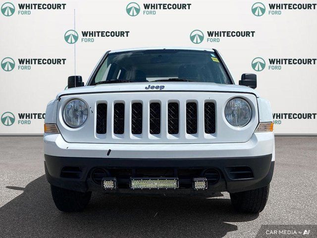 2015 Jeep Patriot Sport in Cars & Trucks in Edmonton - Image 2