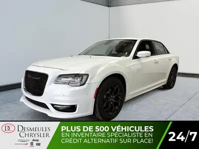 Chrysler 300 Touring L AWD 2022 Elegance, confort et traction integrale. Disponible maintenant chez...