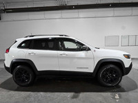 Recent Arrival! 2021 Jeep Cherokee Trailhawk 9-Speed Automatic 4WD Pentastar 3.2L V6 VVT Air Conditi... (image 6)
