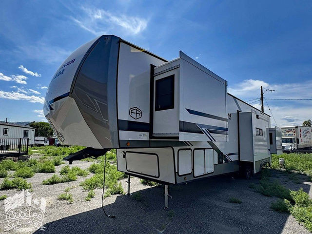 2025 Forest River 375FAM in Travel Trailers & Campers in Kamloops - Image 3