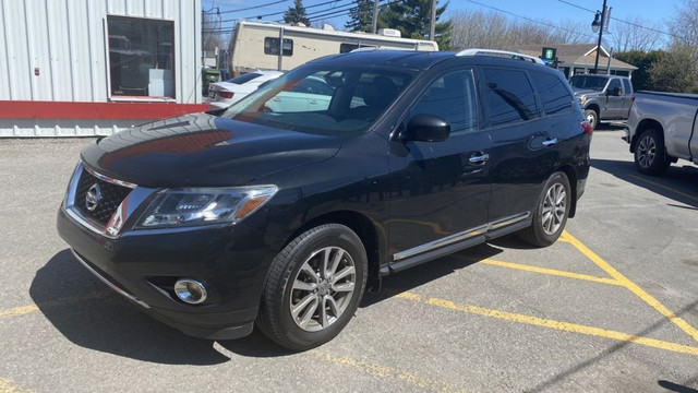 2015 Nissan Pathfinder SL in Cars & Trucks in Laval / North Shore