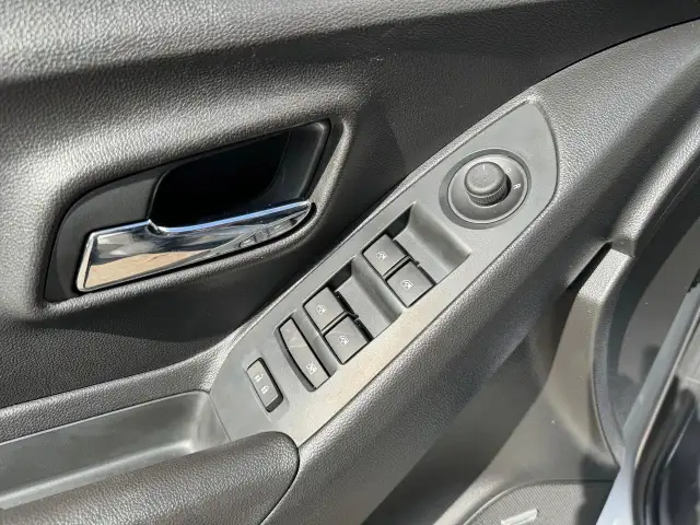 2020 Chevrolet Trax PREMIER, AWD, LEATHER, SUNROOF, BOSE AUDIO,  in Cars & Trucks in Ottawa - Image 18