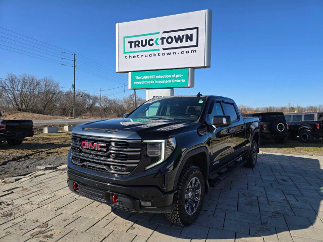2022 GMC Sierra 1500 in Cars & Trucks in Ottawa
