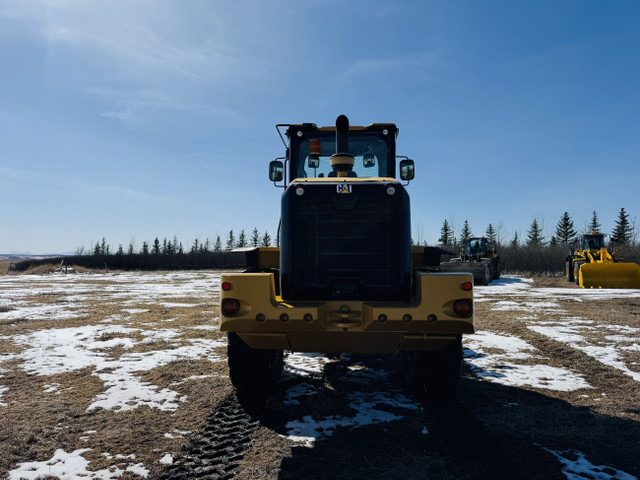 2015 CAT 938K in Heavy Equipment in Calgary - Image 4