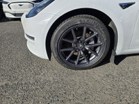 2019 TESLA MODEL 3 ELECTRIC MOTOR 1 SPEED AUTOMATIC FEATURES: LANE KEEP LEATHER HEATED SEATS NAVIGAT... (image 4)
