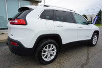 SAFETY INCLUDED ACCIDENT FREE SERVICE RECORDS Very Clean Jeep Cherokee V6 3.2L With Automatic Transm... (image 6)