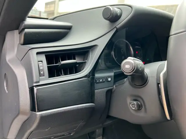 2022 Lexus ES 300h HYBRID REAR VIEW CAMERA SUNROOF NAVI BSM LKA in Cars & Trucks in City of Toronto - Image 12