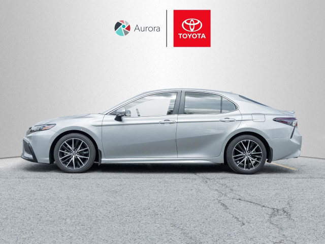 2023 Toyota Camry Hybrid XLE SE Hybrid, Purchased and service... in Cars & Trucks in Markham / York Region - Image 3