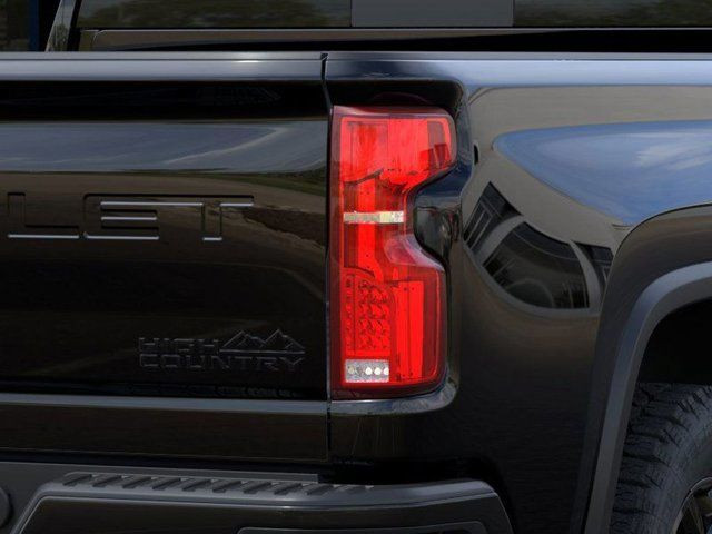2025 Chevrolet Silverado 2500HD High Country in Cars & Trucks in Edmonton - Image 4