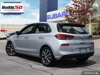 // ACCIDENT FREE!! // // SINGLE OWNER! // Experience the practicality and style of the 2018 Hyundai... (image 4)