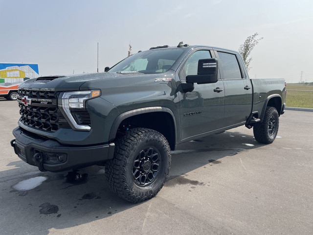 2026 Chevrolet Silverado 2500HD ZR2 in Cars & Trucks in Calgary - Image 4