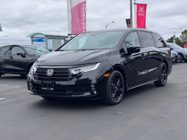 2024 Honda Odyssey Black Edition *NAVIGATION / POWER SLIDING... in Cars & Trucks in City of Toronto