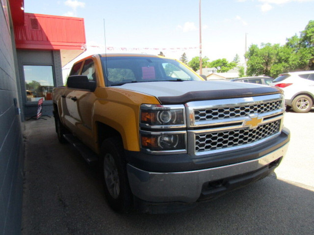  2015 Chevrolet Silverado 1500 LT CREW 4X4 LOADED PRICED TO SELL in Cars & Trucks in Swift Current - Image 4
