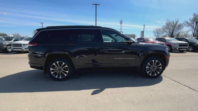 2024 Jeep Grand Cherokee L Overland | Sunroof in Cars & Trucks in Edmonton - Image 3