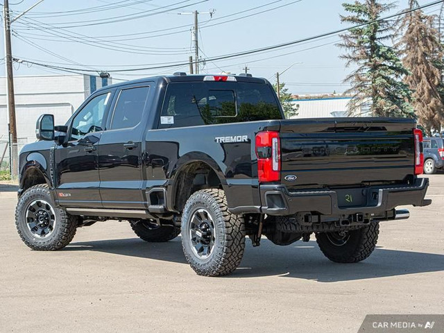 2025 Ford F-350 Super Duty PLATINUM in Cars & Trucks in Edmonton - Image 4