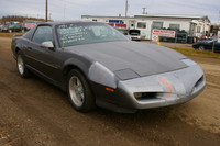 1991 Pontiac Firebird V8  5 speed T-Top 