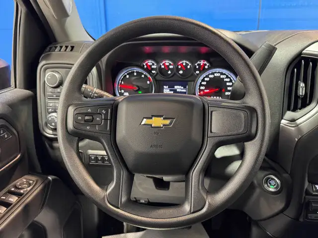 2024 Chevrolet Silverado 2500HD Custom- Blacked Out - Power Seat in Cars & Trucks in Barrie - Image 25