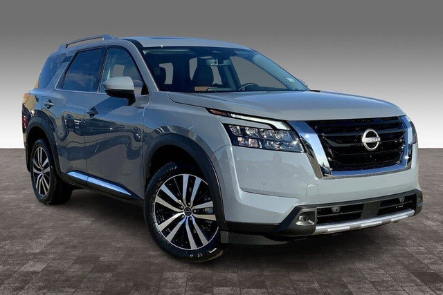 2025 Nissan Pathfinder Platinum in Cars & Trucks in Edmonton - Image 2