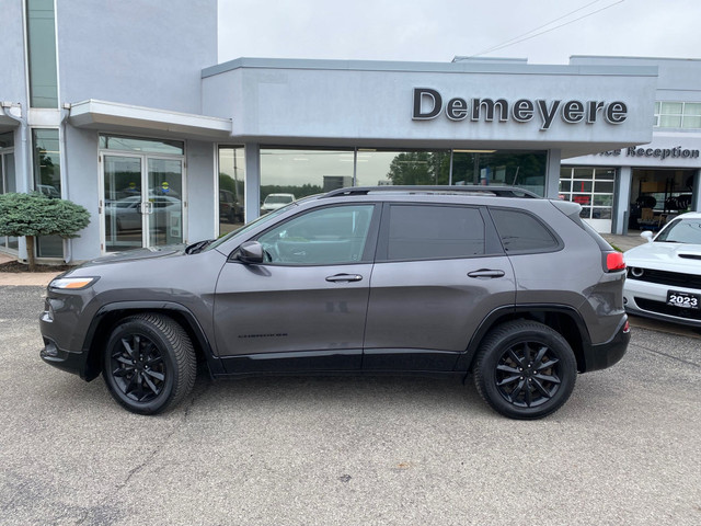 2018 Jeep Cherokee North Local Trade In!!! in Cars & Trucks in Norfolk County - Image 2