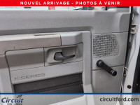 Le Ford E-450 cube de 16 pieds est un véhicule fiable, robuste et puissant, conçu pour accomplir les... (image 5)