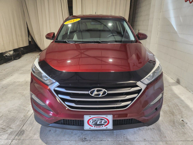 2017 Hyundai Tucson in Cars & Trucks in Windsor Region - Image 2
