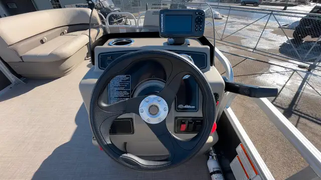 2025 SUN TRACKER Party Barge 16 DLX -Best Pontoon Boat, Mercury  in Powerboats & Motorboats in Prince Albert - Image 22