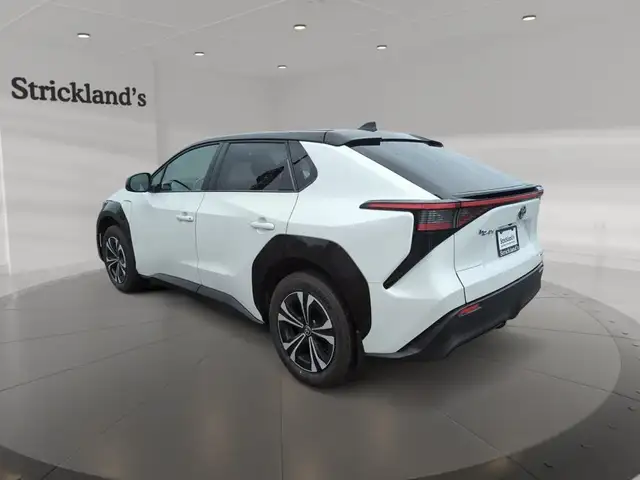 2023 TOYOTA BZ4X XLE AWD62939425867777124