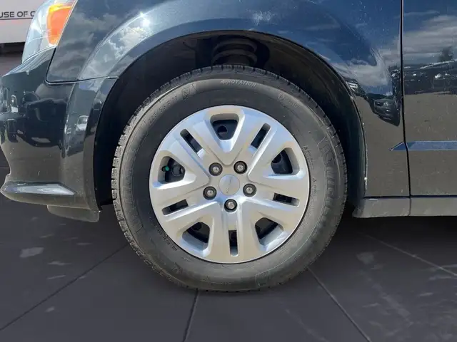 2019 Dodge Grand Caravan Canada Value Package 2WD in Cars & Trucks in Edmonton - Image 17