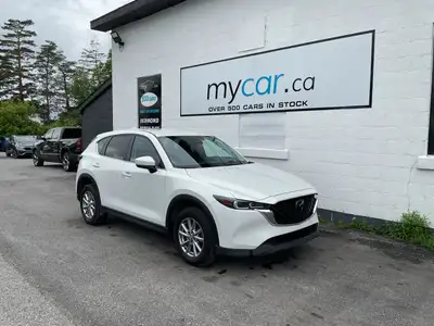 Contact us if you have any questions at 613-317-1941 LOW MILEAGE!!!! HEATED SEATS AND STEERING WHEEL...