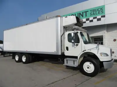 CUMMINS DIESEL ENGINE, ALLISON 3000 AUTOMATIC, A/C, POWER WINDOWS & LOCKS, HEATED MIRRORS, AIR RIDE...