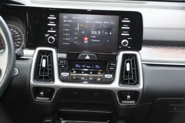 2022 KIA SORENTO LX dans Autos et camions dans Région d’Oshawa/Durham - Image 7