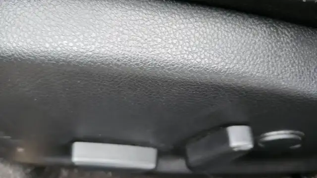 2018 Ford Focus Titanium Hatch in Cars & Trucks in Oakville / Halton Region - Image 14