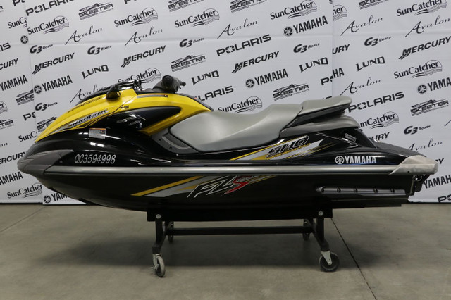 2012 Yamaha FZS SHO 3 PLACES in Personal Watercraft in Laurentides - Image 2