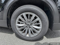 Recent Arrival! I6, AWD, Jet Black Mica. Odometer is 19253 kilometers below market average! Jet Blac... (image 6)