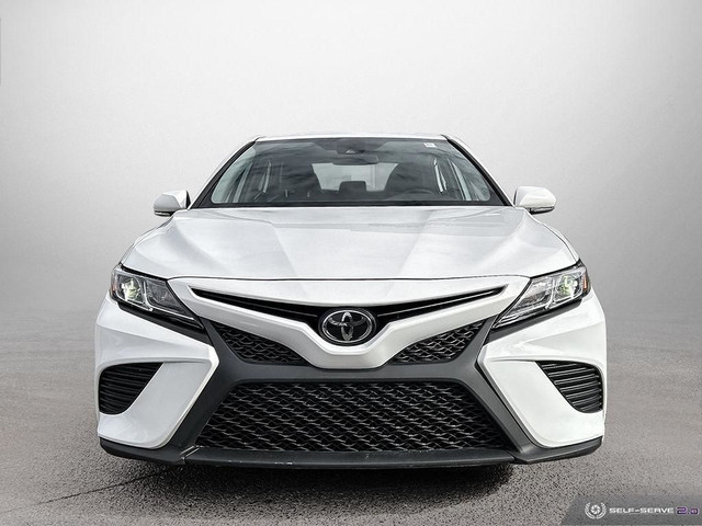  2020 Toyota Camry SE Auto | HEATED SEATS | BLUETOOTH | BACK UP  in Cars & Trucks in Oakville / Halton Region - Image 2