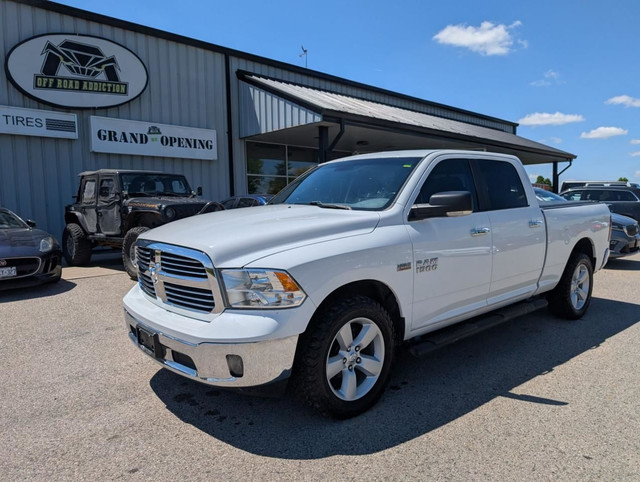 2017 RAM 1500 4WD CREW CAB 149" SLT in Cars & Trucks in London
