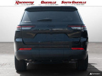 4X4, FRONT HEATED CAPRI LEATHERETTE BUCKET SEATS w/ SUEDE INSERTS, POWER SUNROOF, TRAILER TOW PACKAG... (image 4)