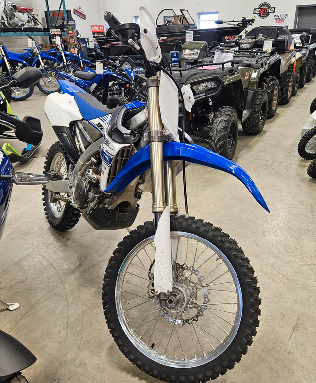 2016 Yamaha YZ450 FX in Dirt Bikes & Motocross in Regina - Image 3