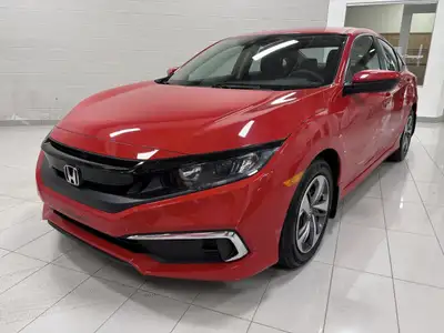 La Honda Civic LX 2020 incarne l'alliance parfaite entre design moderne, performance équilibrée et t...