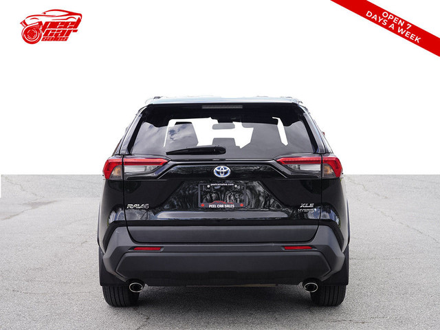 2021 Toyota RAV4 Hybrid XLE, AWD, SUNROOF, HYBRID in Cars & Trucks in Oakville / Halton Region - Image 3