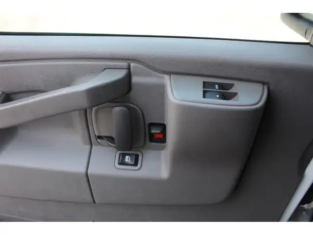 2021 GMC Savana CUBE 14 PIEDS + DECK 6.6 LITRES 1 SEUL PROPRIO in Cars & Trucks in Laval / North Shore - Image 18