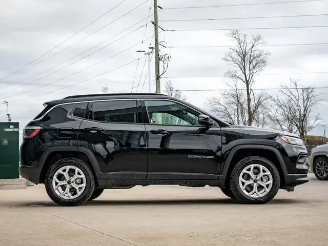 2025 Jeep Compass North in Cars & Trucks in Barrie - Image 11